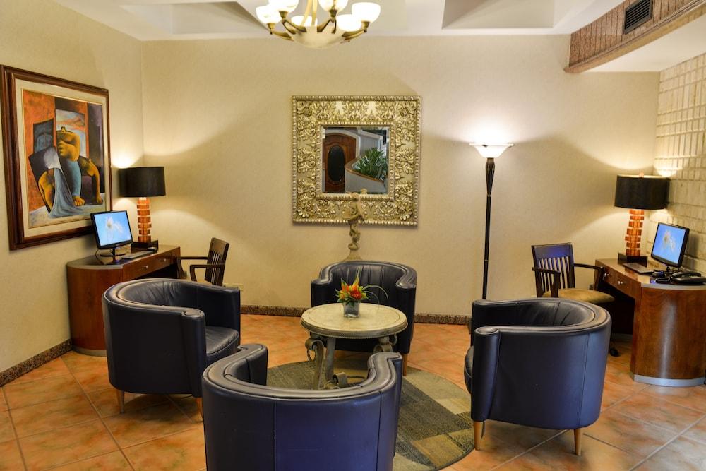 Plaza Del General Aparthotel Тегусигалпа Екстериор снимка